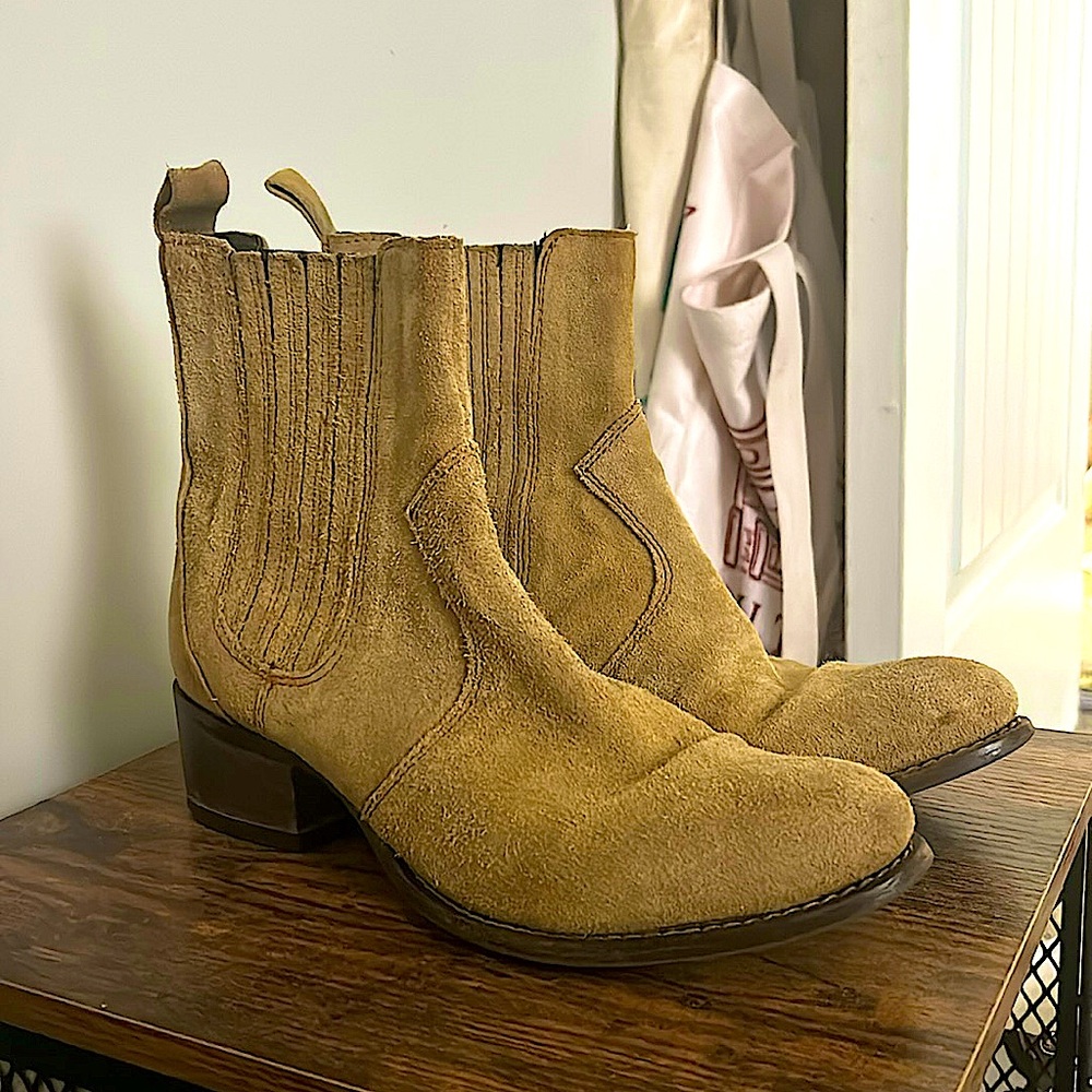 Dolce Vita Women’s Boots Size 7M